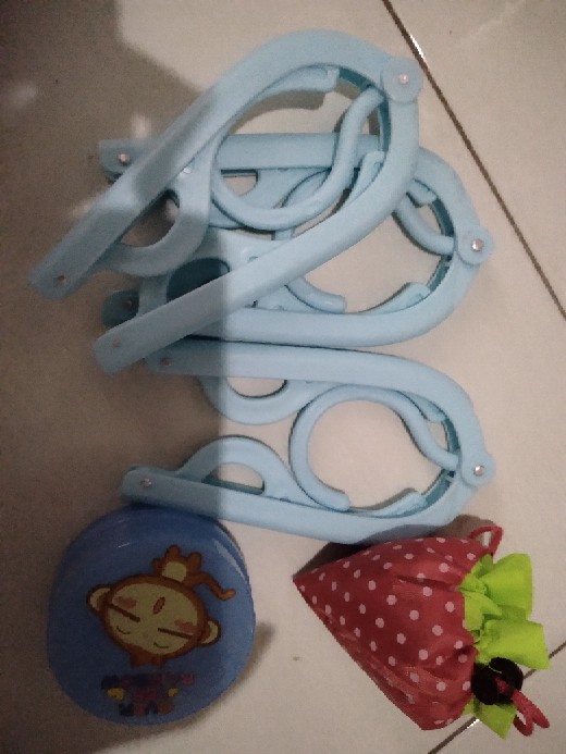 Hanger Lipat Baju Plastik Portable Travelling - Travel Jemuran Pakaian Jemur Baju Gantung Gantungan