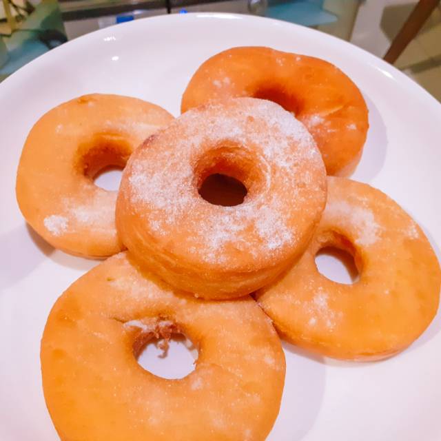 

DONAT KENTANG SUSU PREMIUM FROZEN (ISI 10 UKURAN BESAR) HOMEMADE