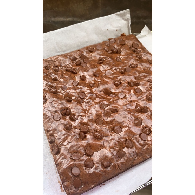 

FUDGY BROWNIE