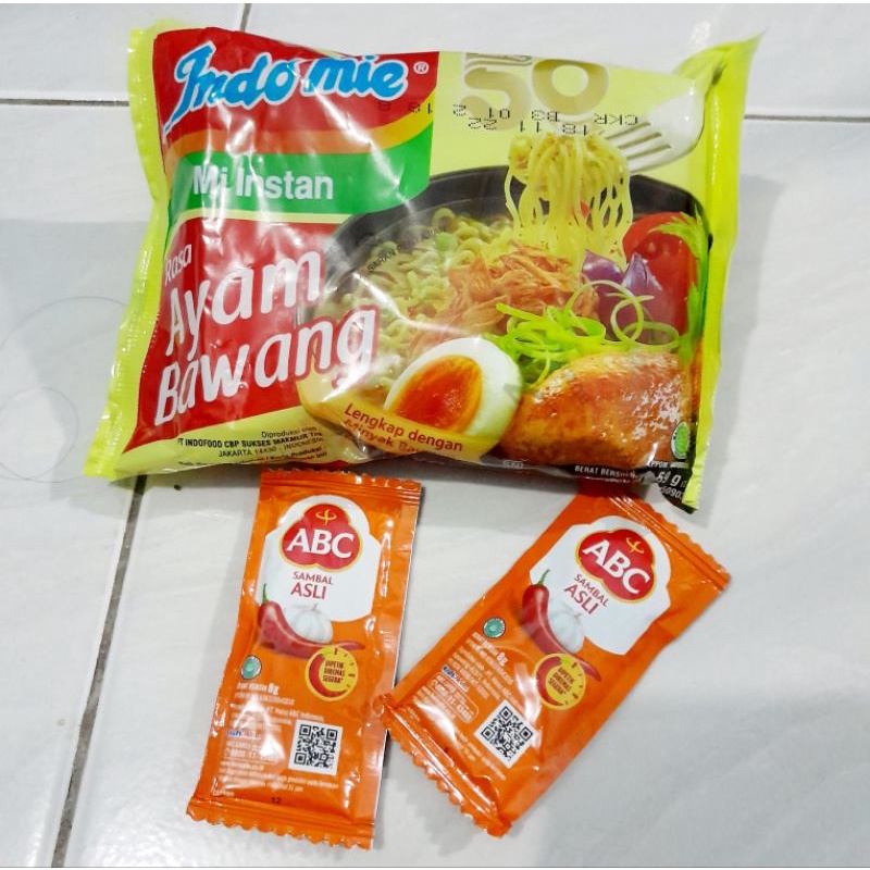 Indomie goreng / ayam bawang / kari ayam / soto ayam  1 pcs FREE 2 SACHET saus