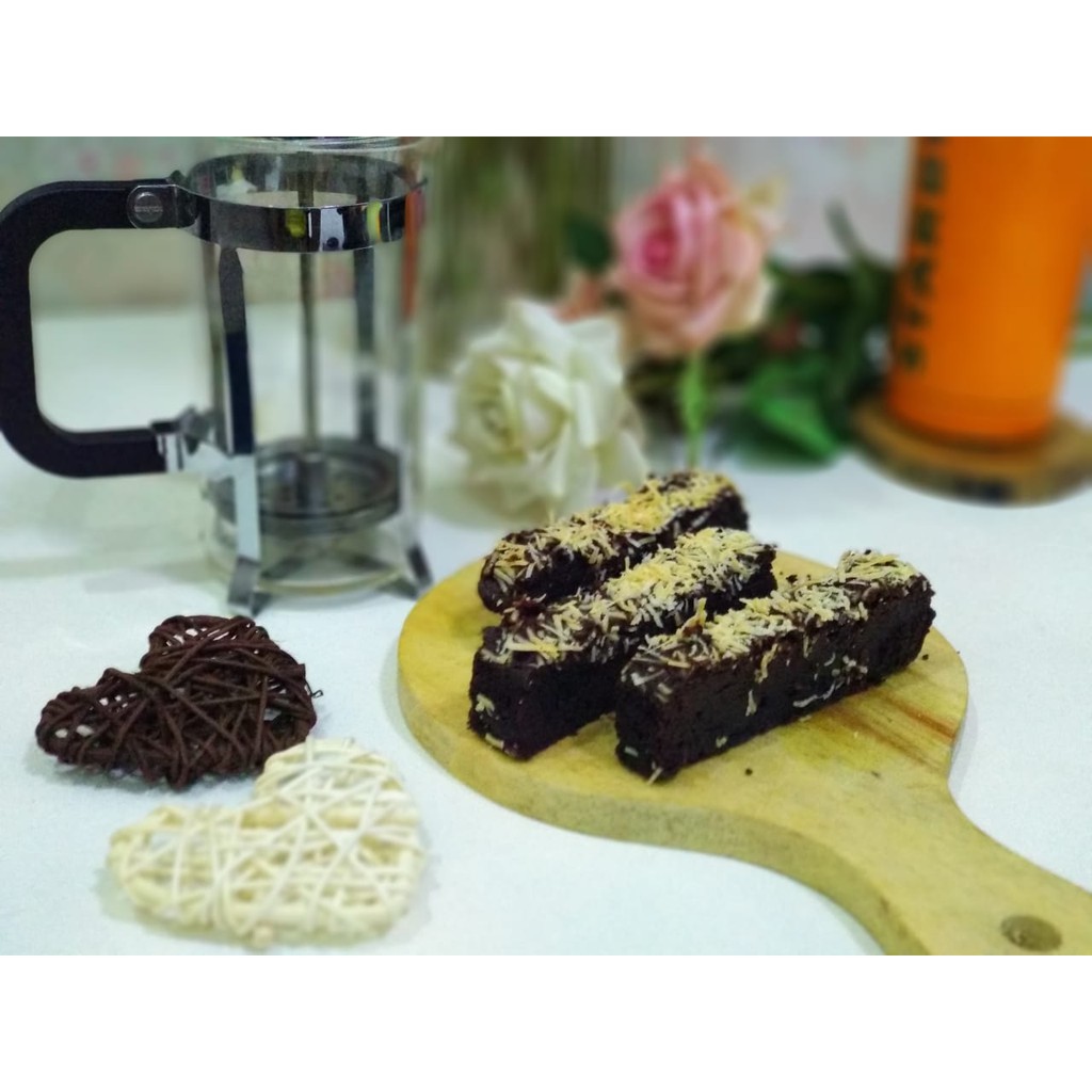 

Brownies Panggang dengan Topping Keju