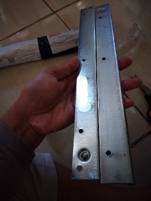 Engsel Jendela Kasemen Casement Window Kayu Friction Stay