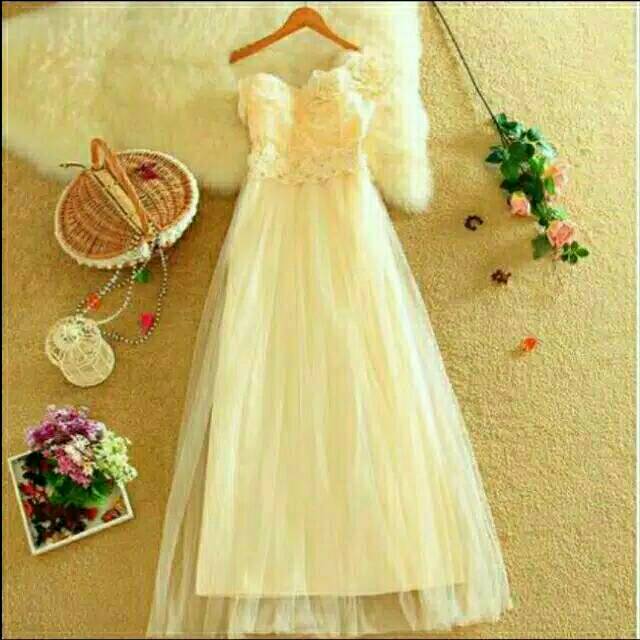 Gaun pesta import / maxi dress / party dress /baju pesta hongkong