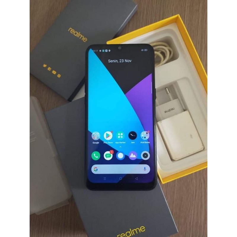 Jual HP Handphone Bekas Realme 3 Ram 3/32gb Fullset Original