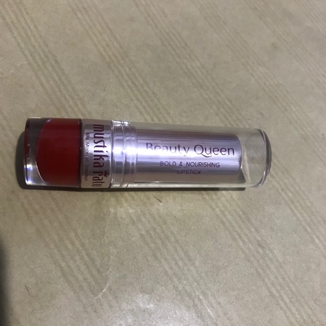Lipstik Beauty Queen by Mustika Ratu