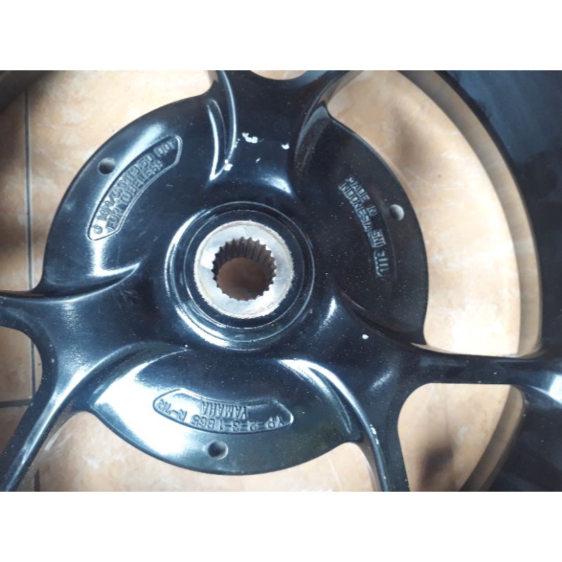 velg belakang yamaha AEROX AEROX155 original