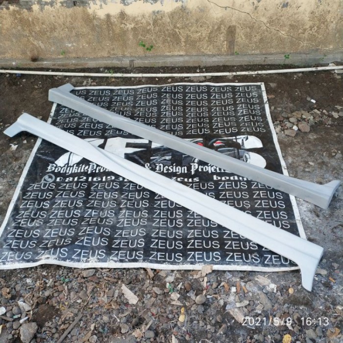 BUMPER Side Skirt Honda Mobilio