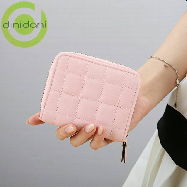 Dompet mini kimi bisa masuk kartu dan uang kertas