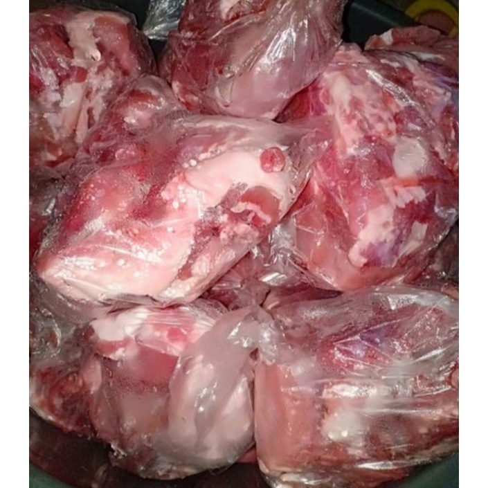 

Daging B2 hutan (Aili/Celeng)