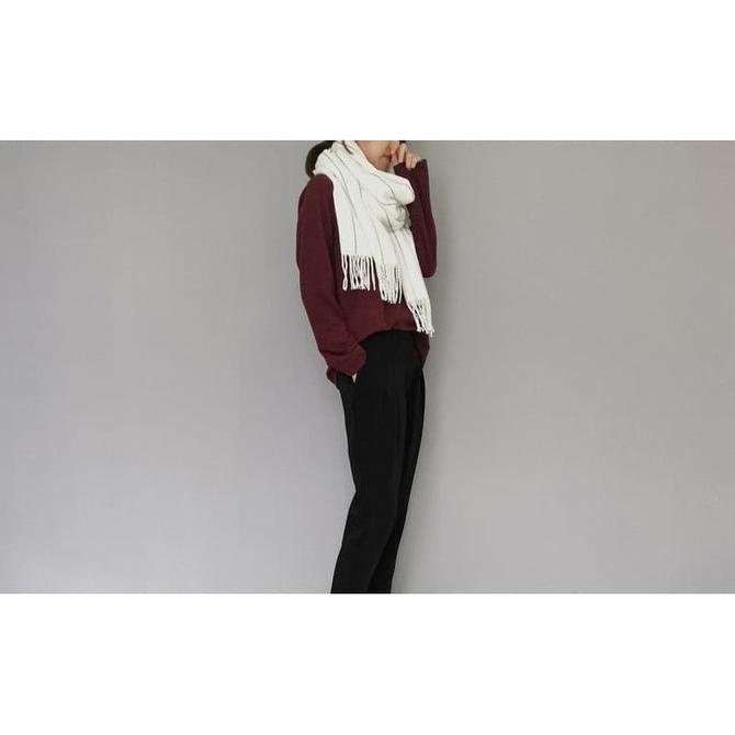 Syal Winter Cowok Cewek Pria Wanita Tebal Putih Garis Simple Bagus