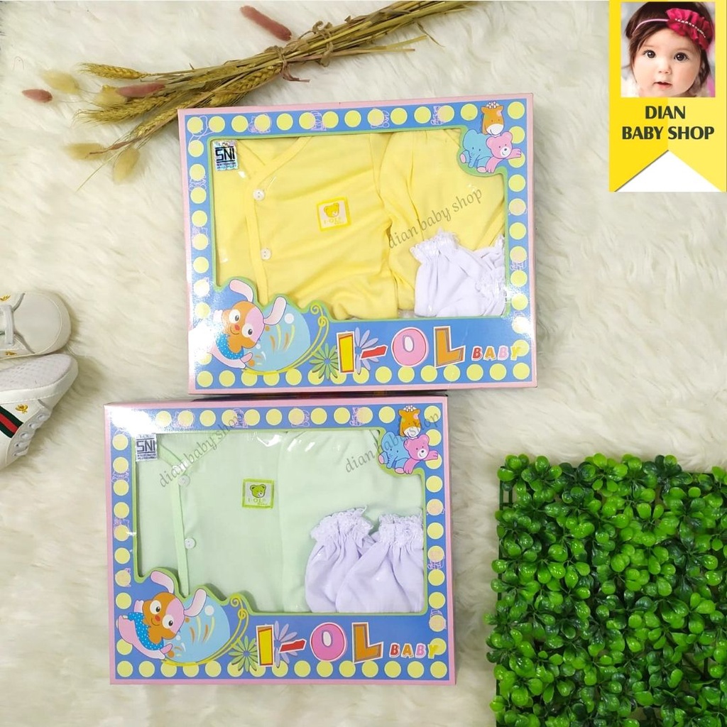 Paket Kado Bayi MURAH - Baby Set  [ I-OL BIRU ] - Baju Set Box .