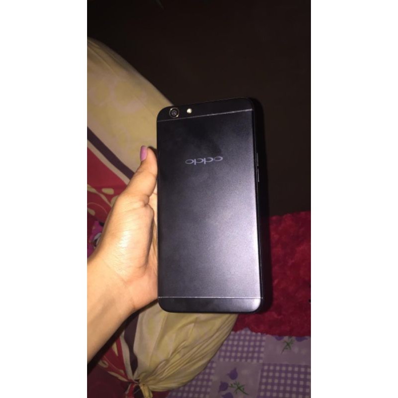 Oppo F1S 4/64 Minus tidak tampil