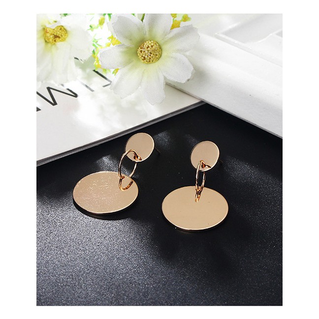 LRC Anting Tusuk Fashion Silver Color Round Shape Decorated E65549