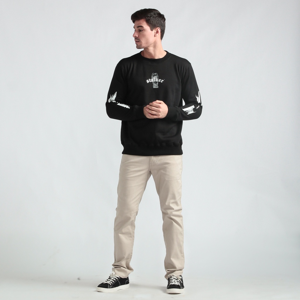Stalker Sweater Crewneck - Facts Never Come Hitam