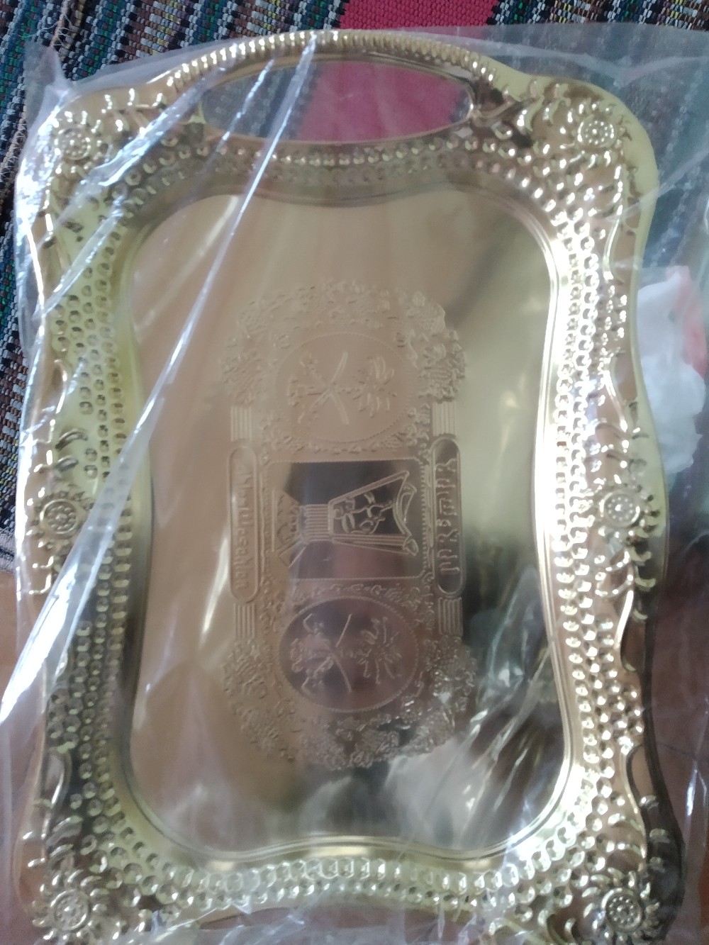 Nampan Emas Ukir Pegangan S Baki Tempat Makanan Oleh Oleh Haji Dan Umroh