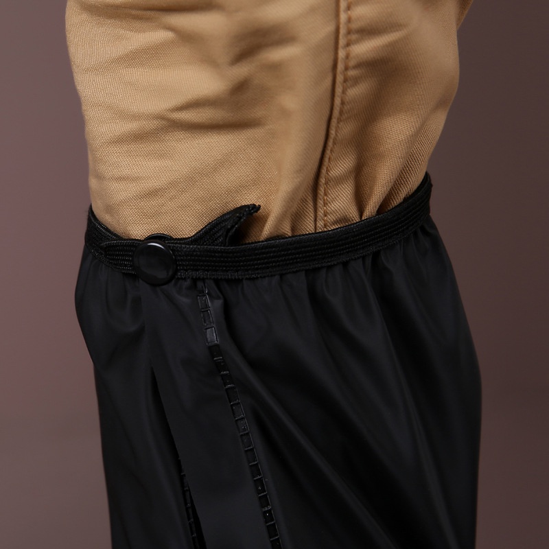 Jas Hujan Ujan Sepatu / Cover Pelindung Sepatu / Sarung Sepatu Anti Basah dengan Reflektor Cahaya