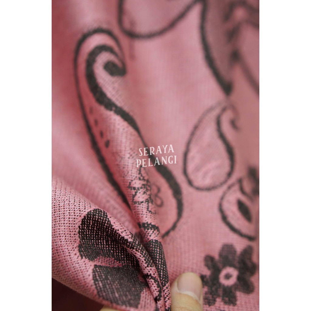 Pashmina Cashmere Keong 15 | Motif | Selendang | Scarf | Syal | Shawl | Pasmina Kashmir | Souvenir | Hadiah Ulang Tahun | Birthday Gift | Aksesoris Fashion Wanita | Luxury Scarf | Premium Import Quality | Grosir Murah