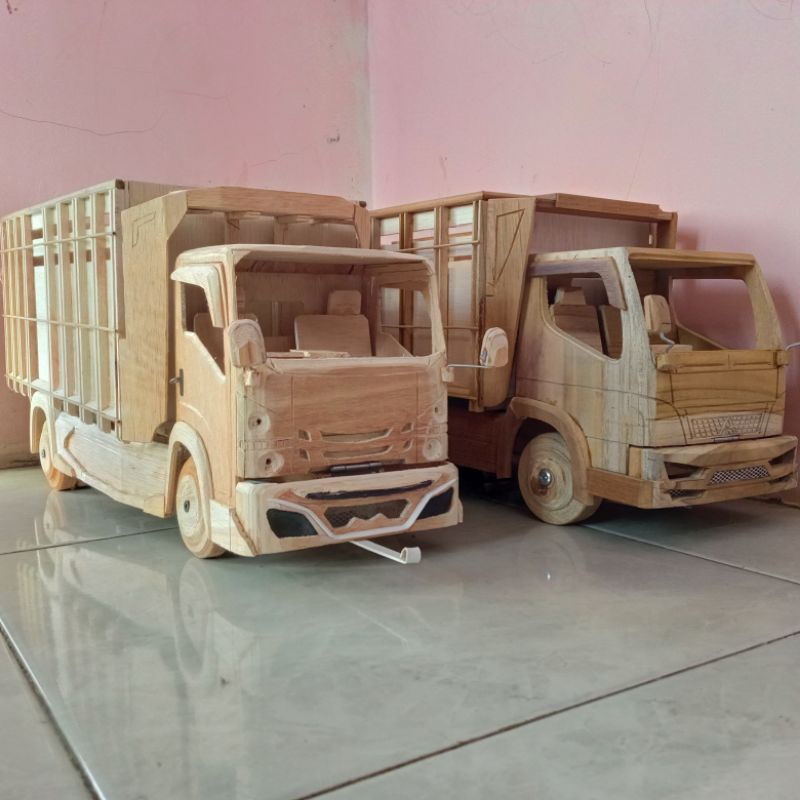 miniatur truk oleng ban belok pintu buka mentahan skala 12