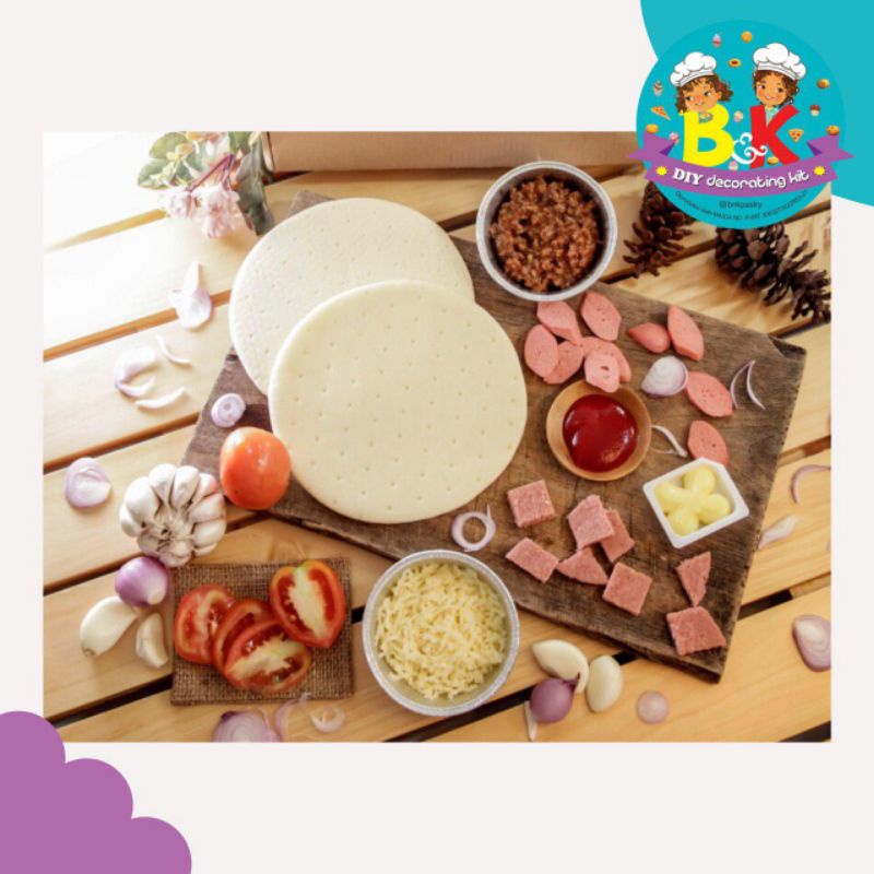 

DECORATING PIZZA BNK