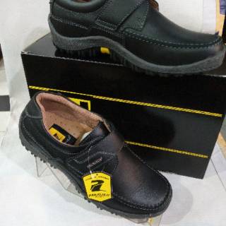  sepatu  Casual kulit Merk  Pakalolo Boots hitam 8813 