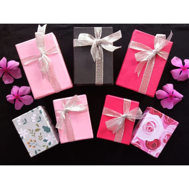 

Kotak Emas ANTAM 10*7*3cm