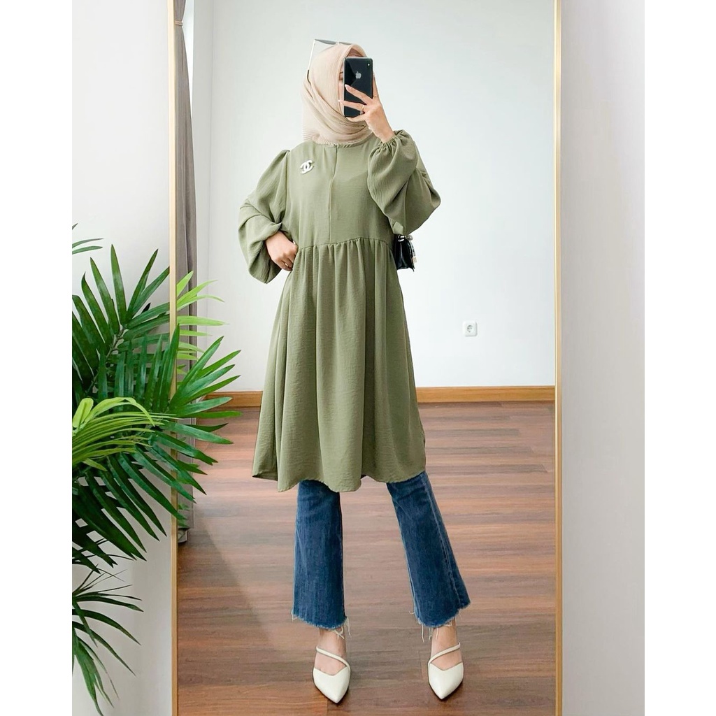 Atasan Wanita Fara Tunik Model Kekinian Zipper Depan Busui Bahan Crinkle Airflow Premium  One Size Fit To L+ Ld 108cm / Tunik Wanita Remaja Fashion Muslim Motif Polos