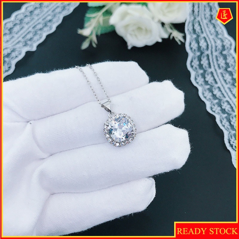 [Ready Stock]Classic Square Pendant Diamond Necklace Elegant Graceful