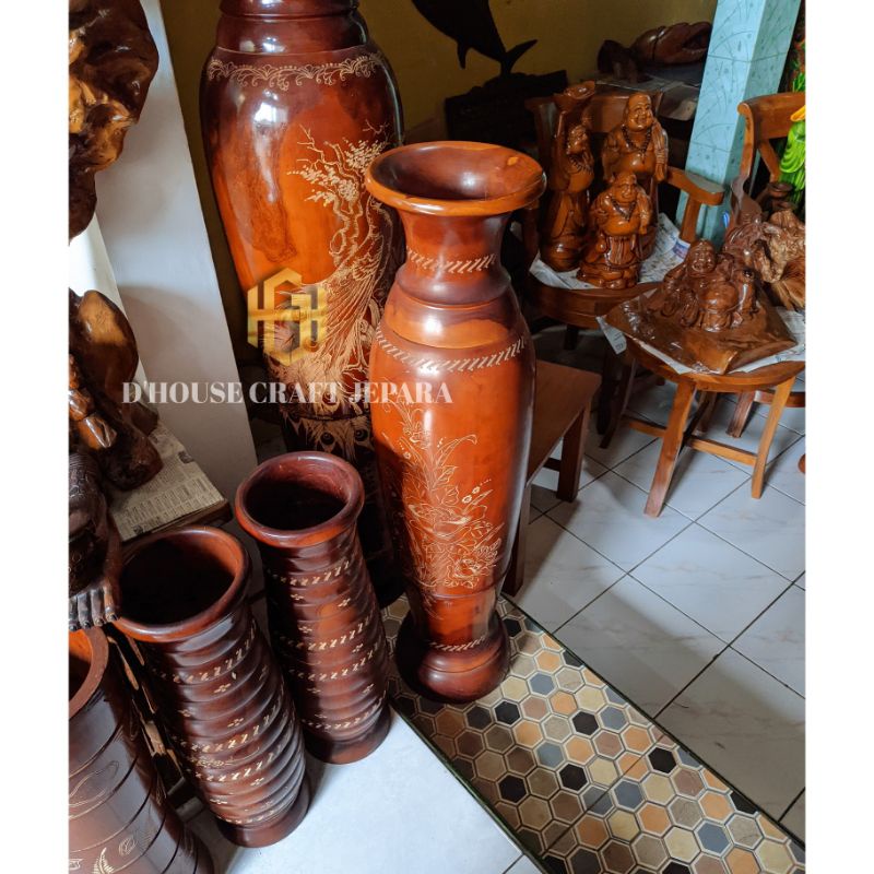 Guci Ornamen Ukir Kayu Jati Tinggi 1 meter