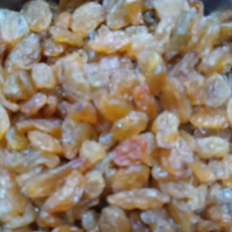 

kismis kuning asam manis 1 kg