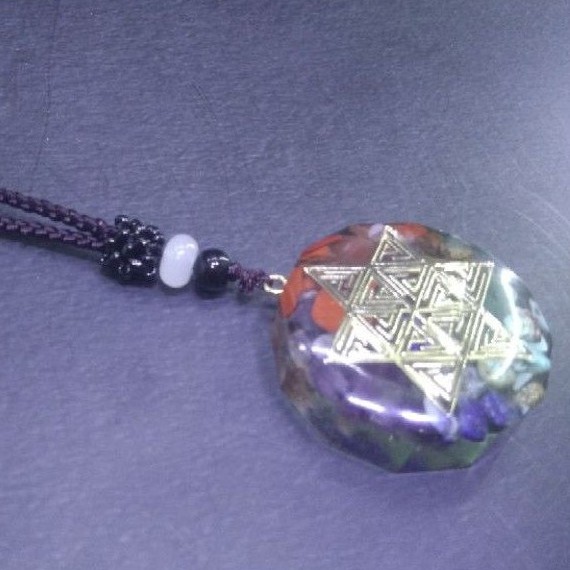 Kalung Liontin Orgonite Buatan Tangan Untuk Meditasi Energi Penyembuhan