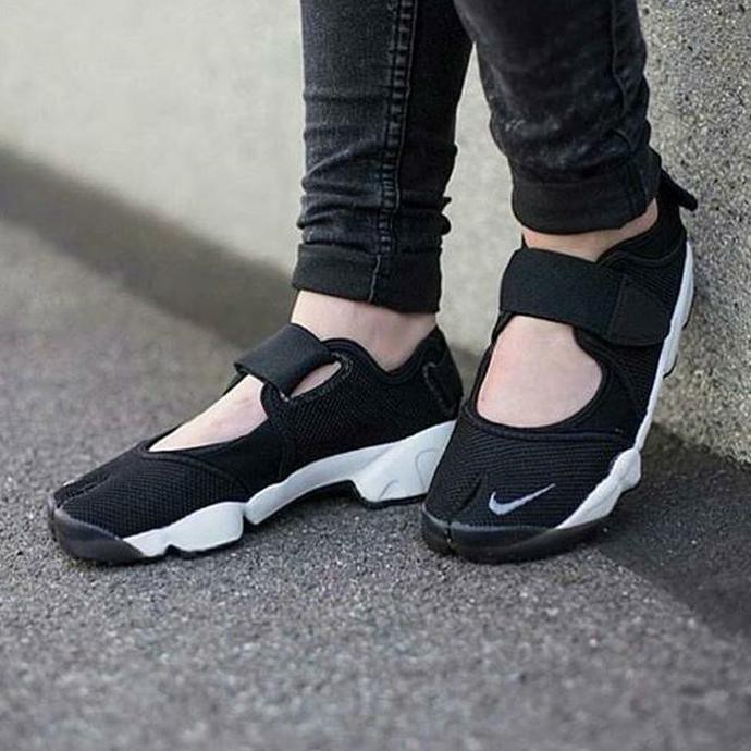 Barang Berkualitas sepatu sandal nike air rift hitam putih premium grade ori cewek woman MURAH