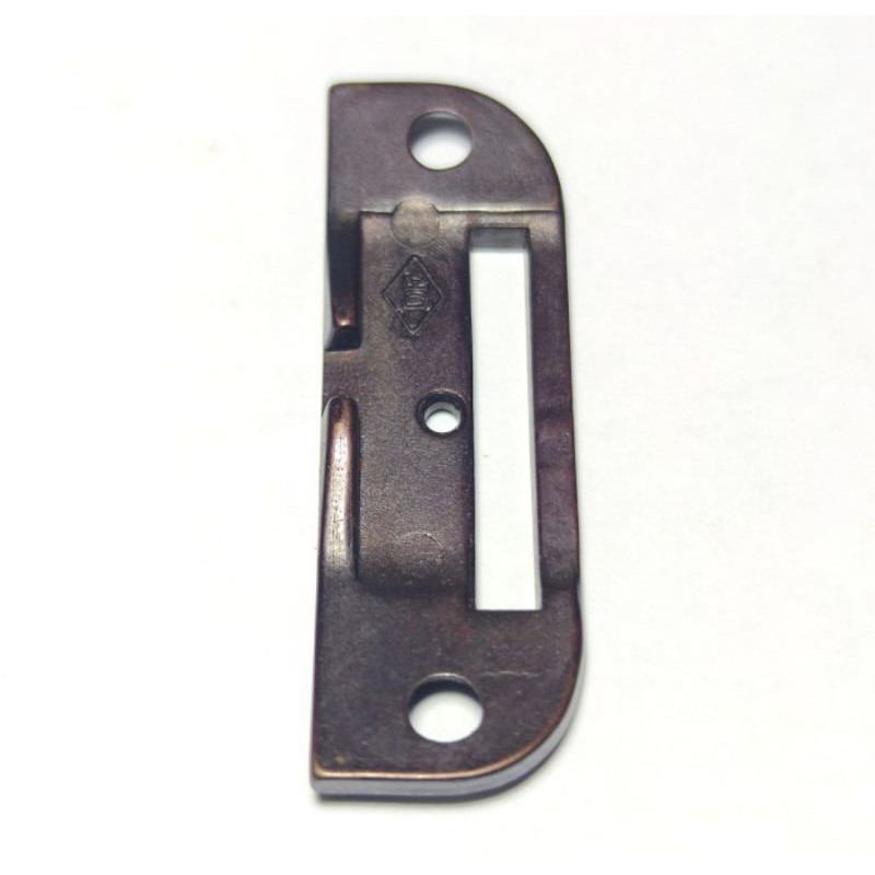 Plat
Mesin Jahit Tungku 810