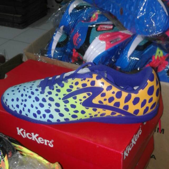 specs futsal ori