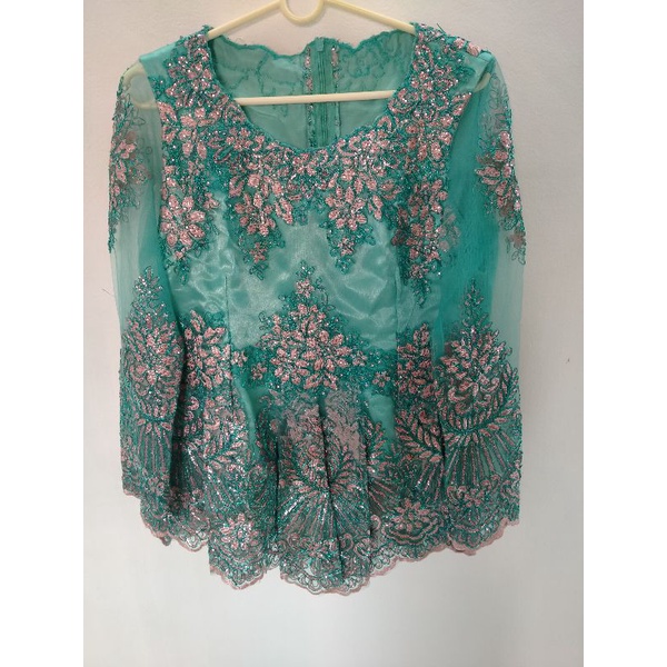 Kebaya wisuda atau lamaran , preloved 1x pakai jual rugi