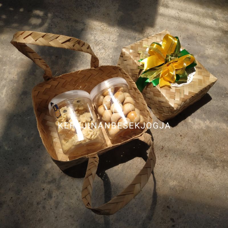 

SERIES LEBARAN | BESEK JINJING 20X15 NATURAL PITA LEBARAN FREE KETUPAT | besek kue hamper lebaran parsel lebaran