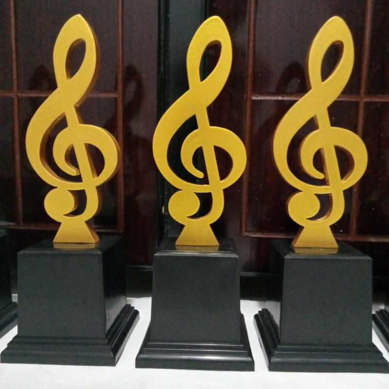 trophy musik,piala musik,piala kunci g,trophy kunci g, trophy nada, piala nada, trophy melodi,