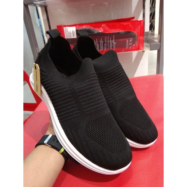 Sneaker Pria North Star Black Sepatu Slip On Pria Original 40-44