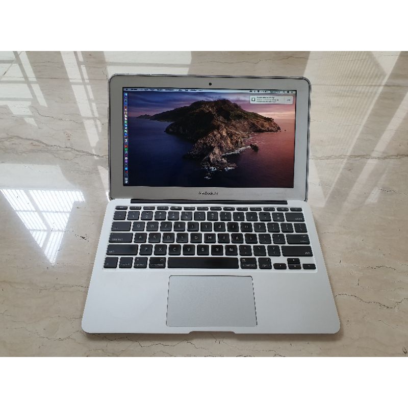 macbook air 11 inch eaely 2015