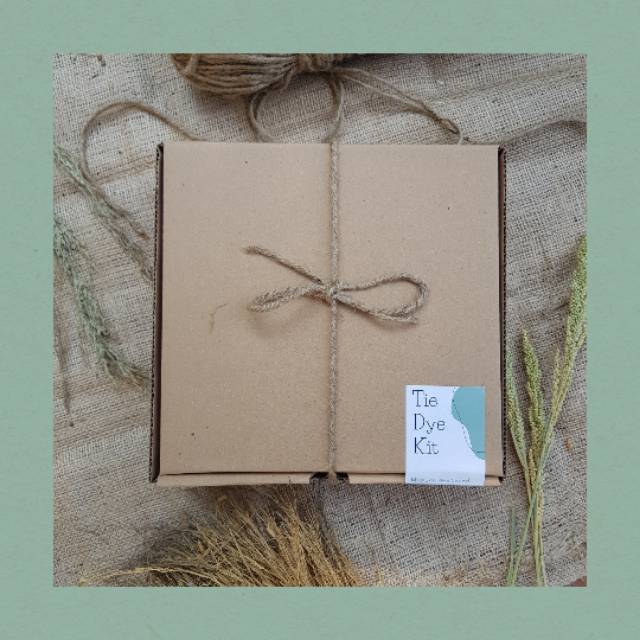 Tie Dye Kit + 2 Kaos