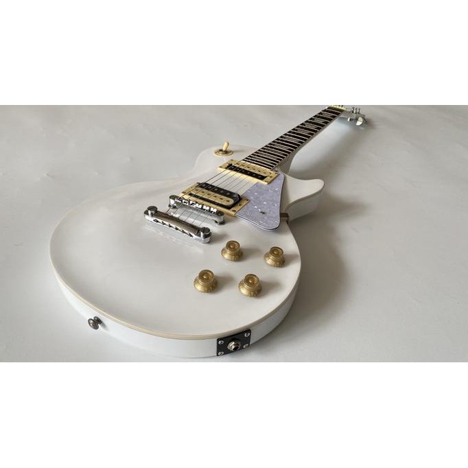 Paketan Gitar Gibson Les Paul Putih + Ampli Orange 8 Inch,Kabel &Strap