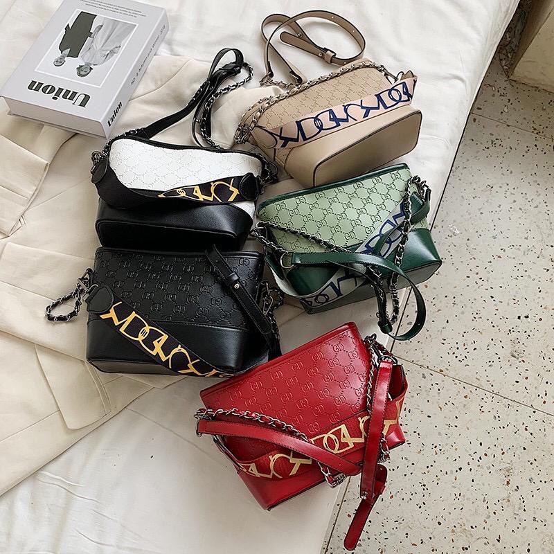 TAS SELEMPANG WANITA E5313 TAS IMPORT TAS FASHION TAS JAKARTA TERMURAH TAS GROSIRCODE