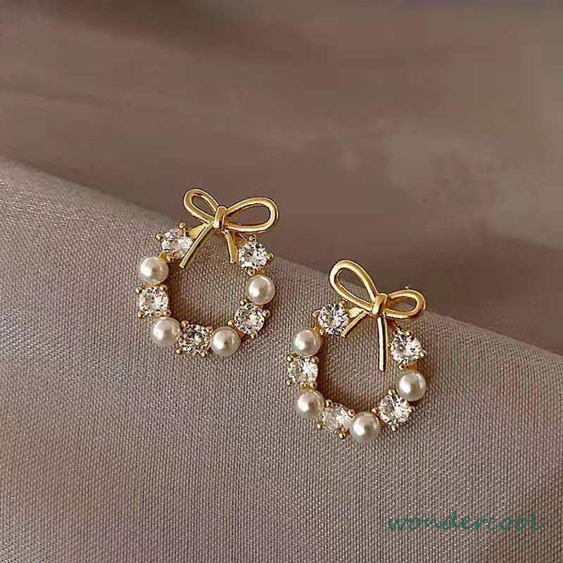 Fashion Korea Sepasang Anting Mutiara Garland Aksesoris Mode-Won