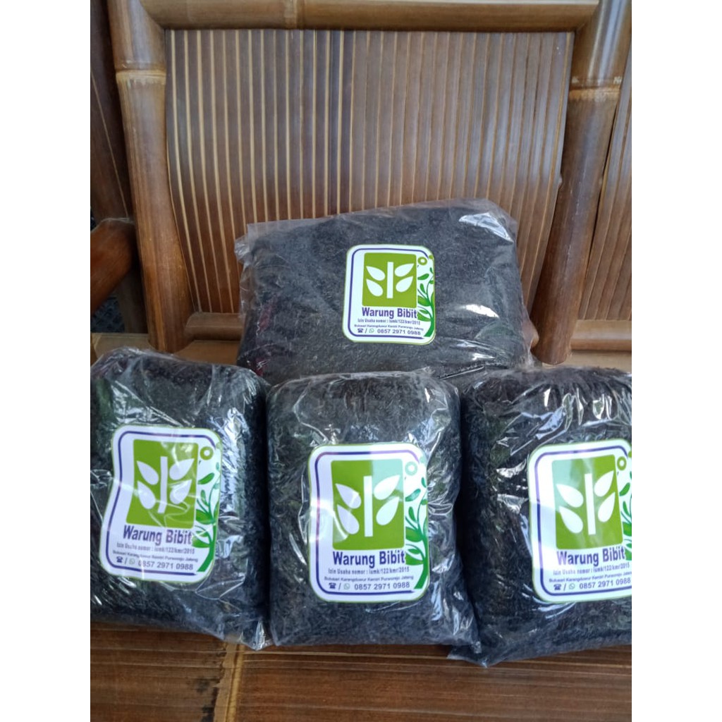 Pupuk sekam bakar unggul menggemburkan tanah