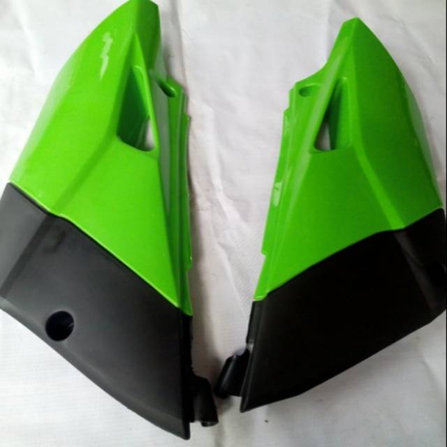 Side Panel YZ85 New / Cover Body Yz new Hiaju