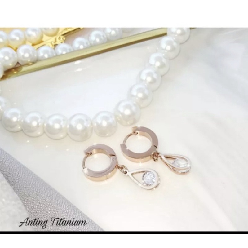 ANTING WANITA ASLI TITANIUM / AKSESORIS WANITA ASLI TITANIUM