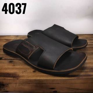  Sandal  kulit pria  terbaru  Shopee  Indonesia