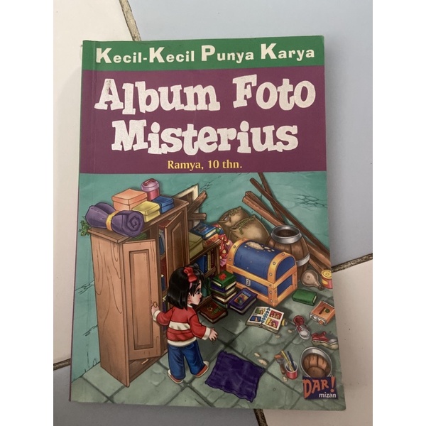 KKPK Album Foto Misterius