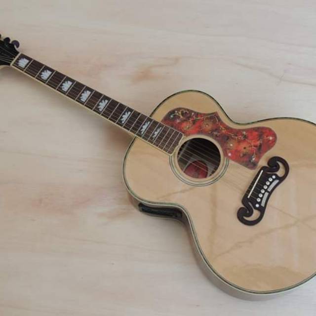 GITAR AKUSTIK ELEKTRIK GIBSON J200