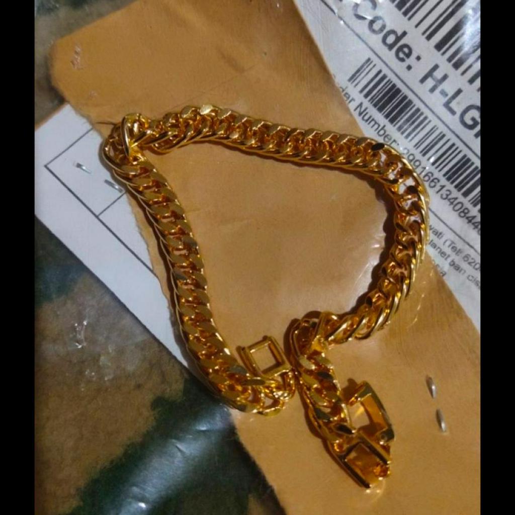 Gelang Xuping Perhiasan Wanita Model  Rantai  Gold Cantik Menawan Titanium Fashion Model Korea Perhiasan Bahan Koin Lama