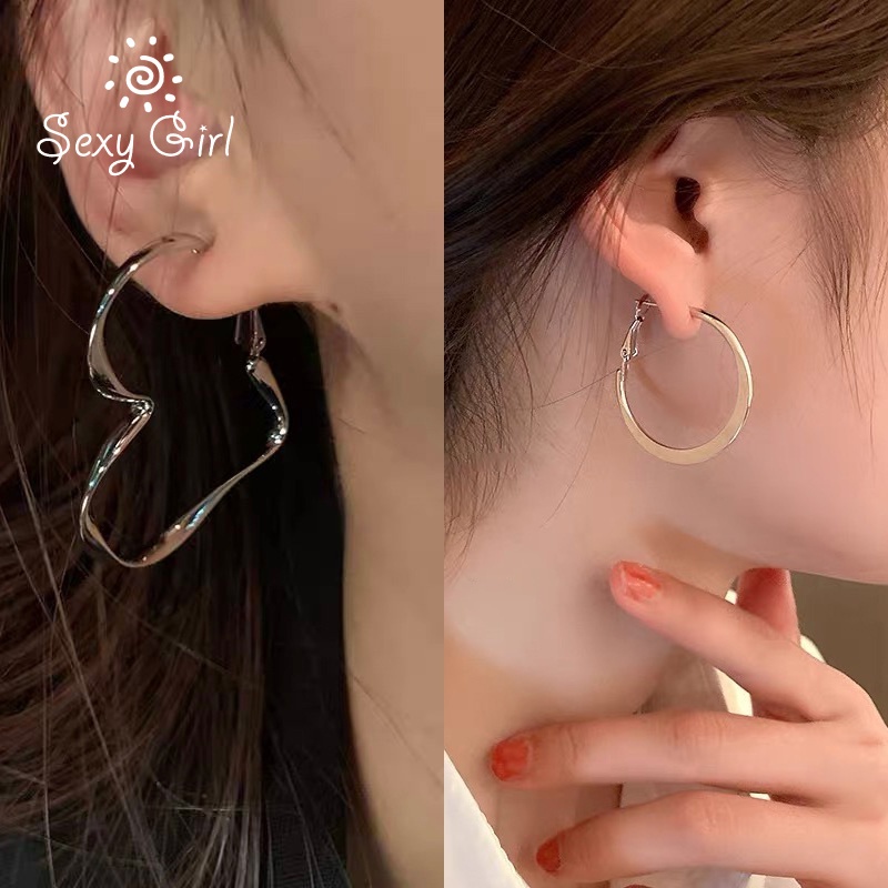 Anting Tusuk Gantung Bahan Metal Desain Geometri Gaya Sexy Untuk Wanita